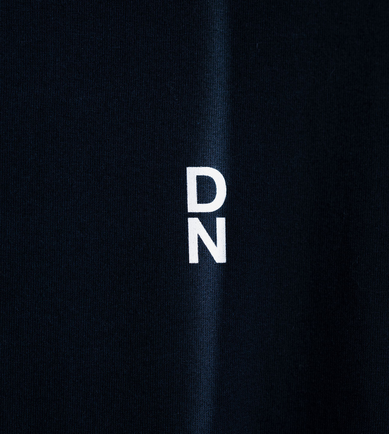 Heavyweight SS Print Tee Navy | Letters White